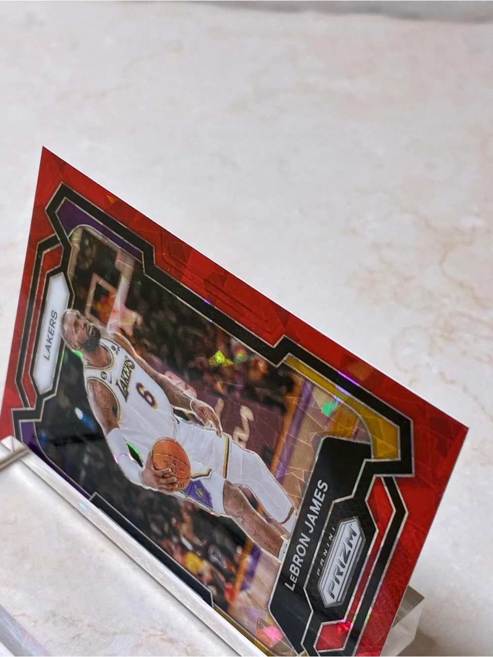 LeBron James Lakers Red Cracked Ice Prizm Basketball Card